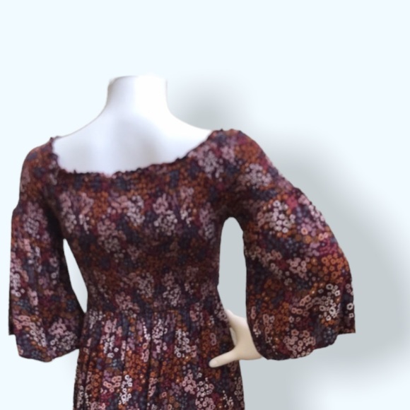 Floral Dress w/ Smocked Bodice / Tulip 3/4 length sleeves - Picture 1 of 16